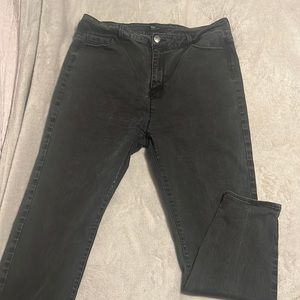 High waisted F21 jeans